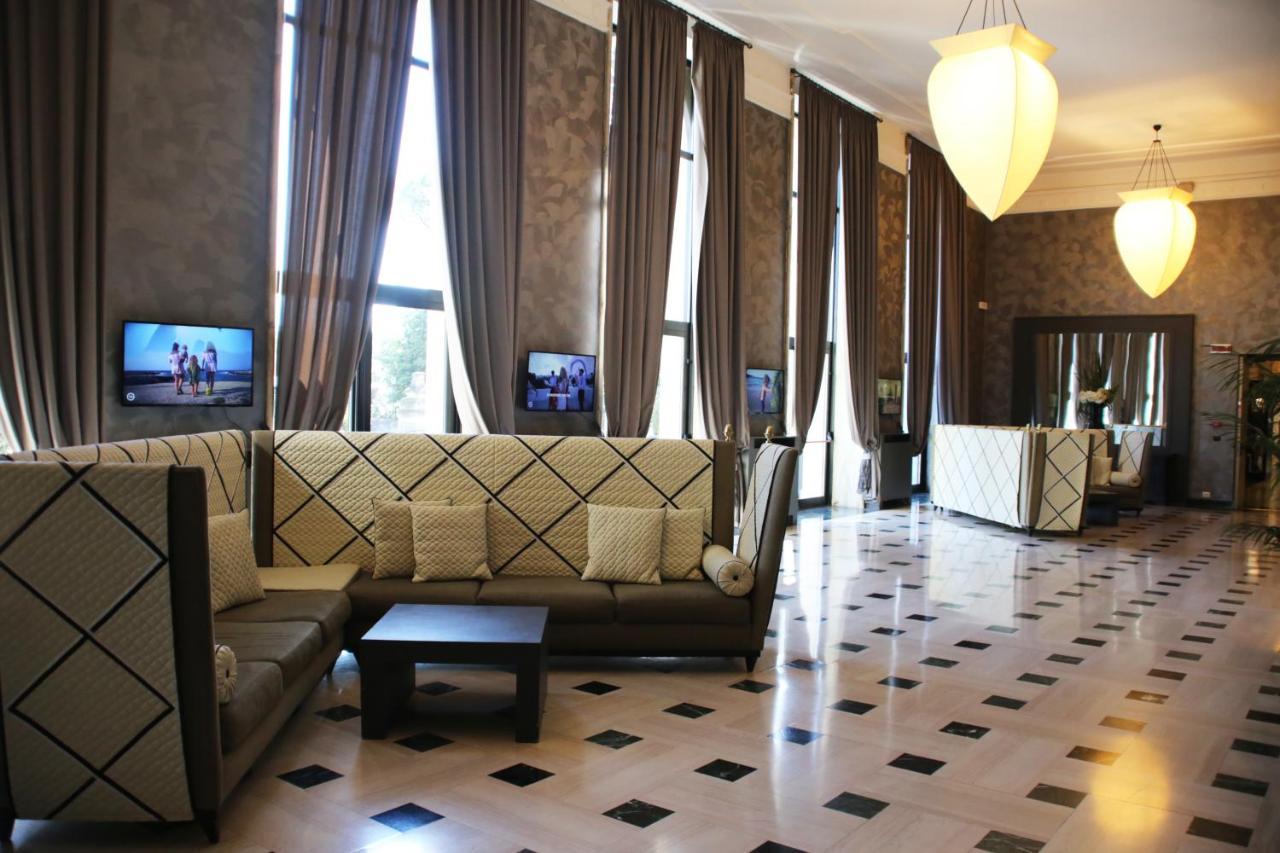 TH Roma - Carpegna Palace Esterno foto