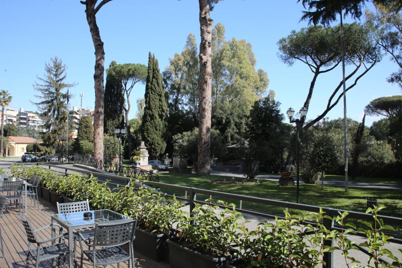 TH Roma - Carpegna Palace Esterno foto
